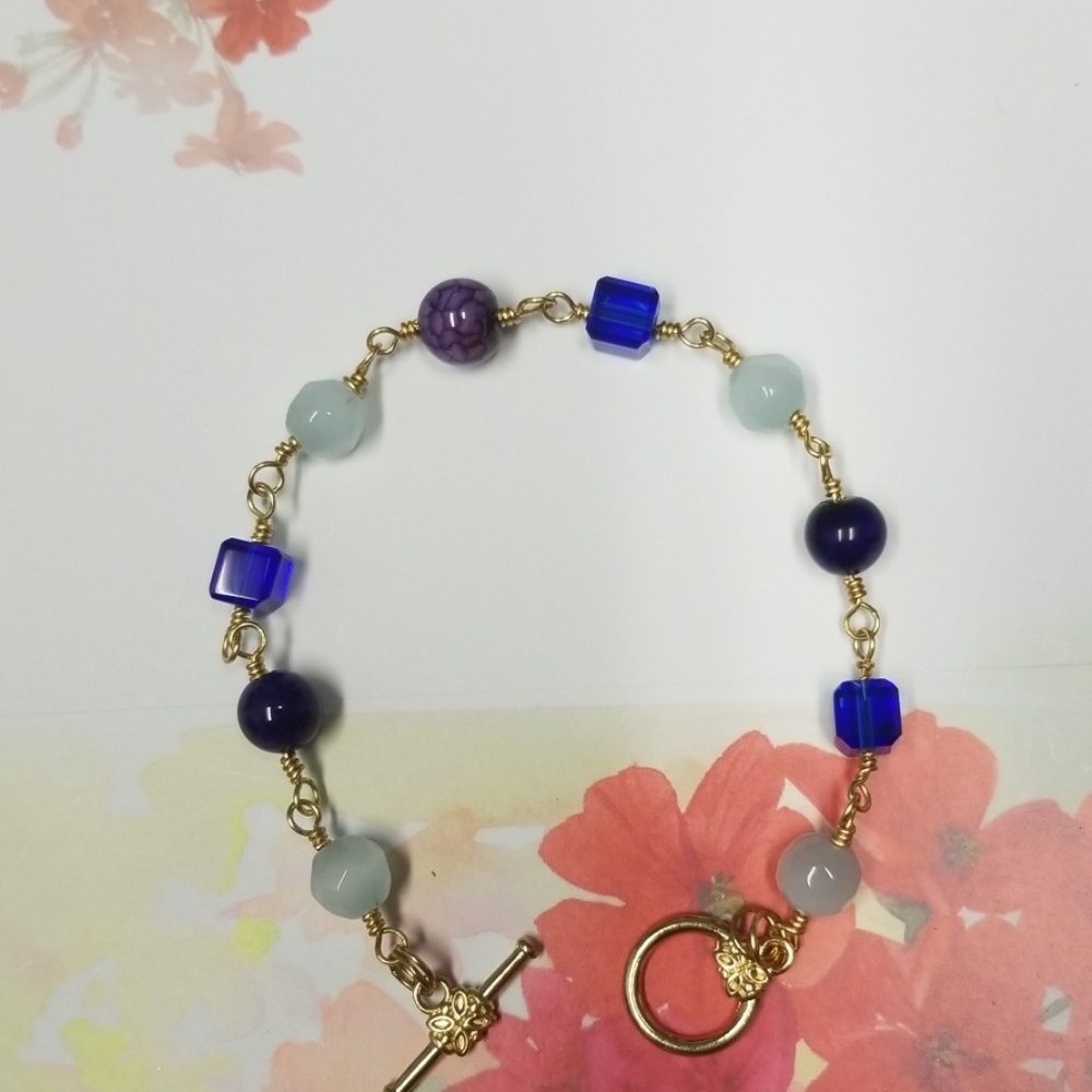 Gold Color Toggle Wire Wrapped Bracelet!